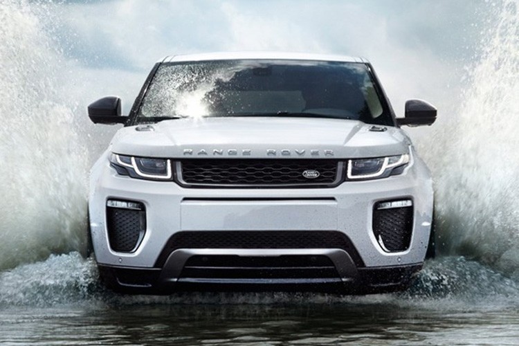  Thực tế,  Range Rover Evoque 2016 không phải là một bản “cập nhật” mang tính đột phá, nhưng một số thay đổi mới mẻ cũng đủ để mẫu xe thể thao thuộc phân khúc SUV hạng sang này thêm hấp dẫn.  